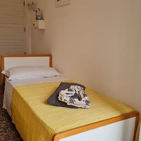Hotel Marconi Miramare Rimini Esterno foto