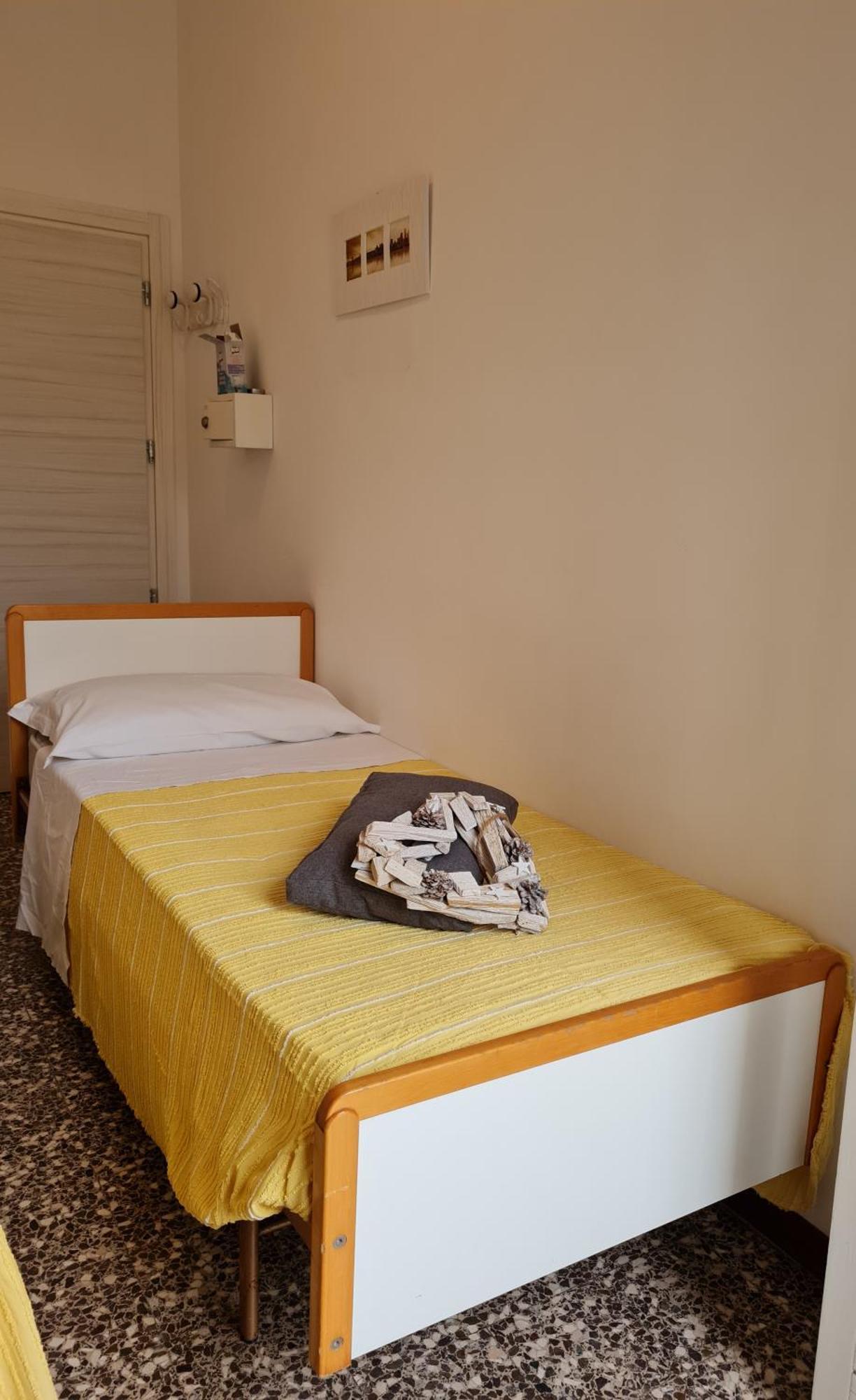 Hotel Marconi Miramare Rimini Esterno foto